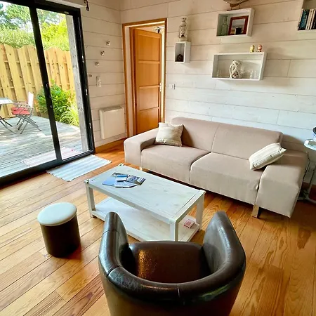Welcoming With Garden And Terrace Ferienhaus